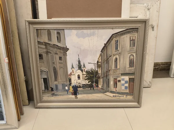 У собора Ивано-Франковска